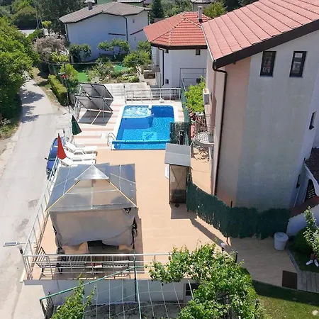 Guest house Mak Balchik